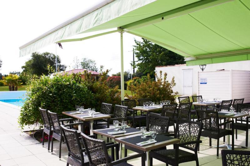 Logis L'Abreuvoir Heric Exterior photo