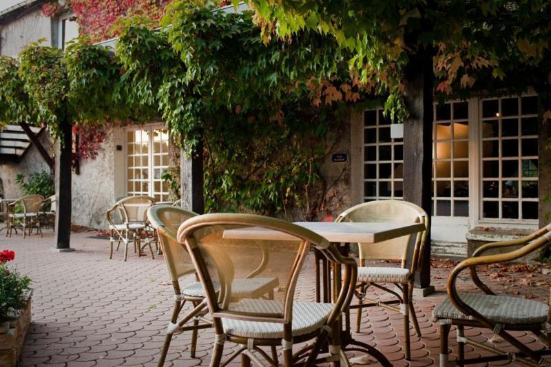 Logis L'Abreuvoir Heric Exterior photo